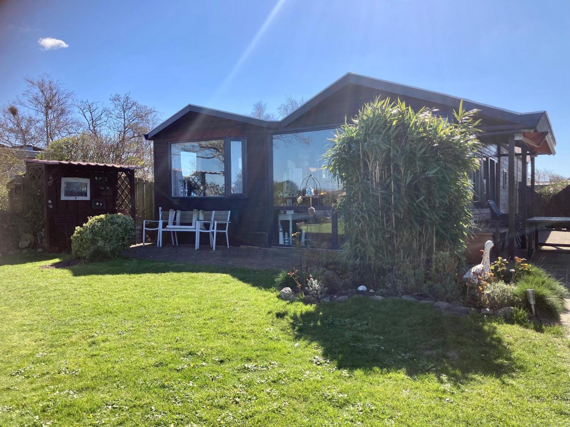 House Marijke With Winter Garden And Direct Access To The Lauwersmeer Anjum Kültér fotó
