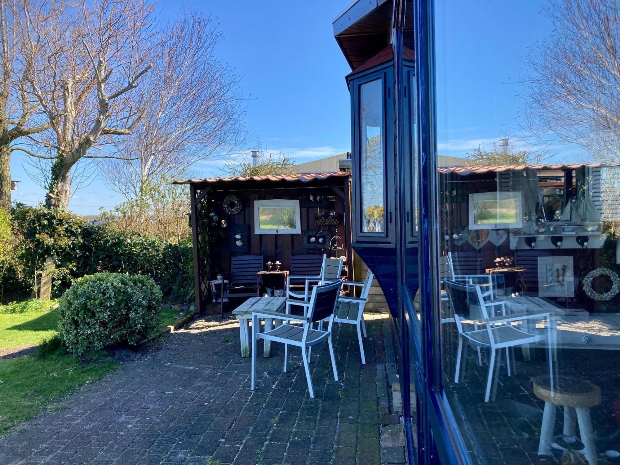 House Marijke With Winter Garden And Direct Access To The Lauwersmeer Anjum Kültér fotó