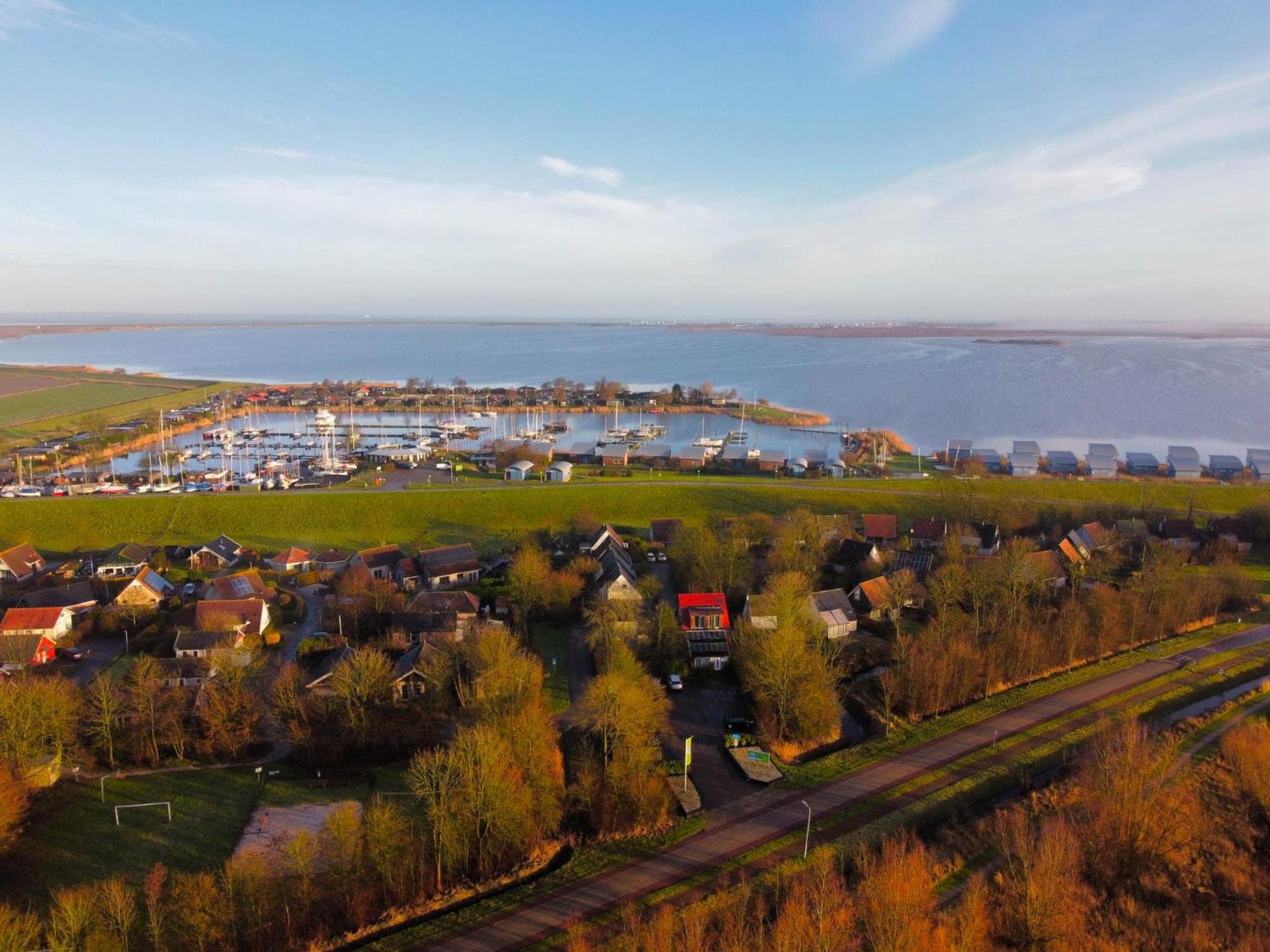 House Marijke With Winter Garden And Direct Access To The Lauwersmeer Anjum Kültér fotó
