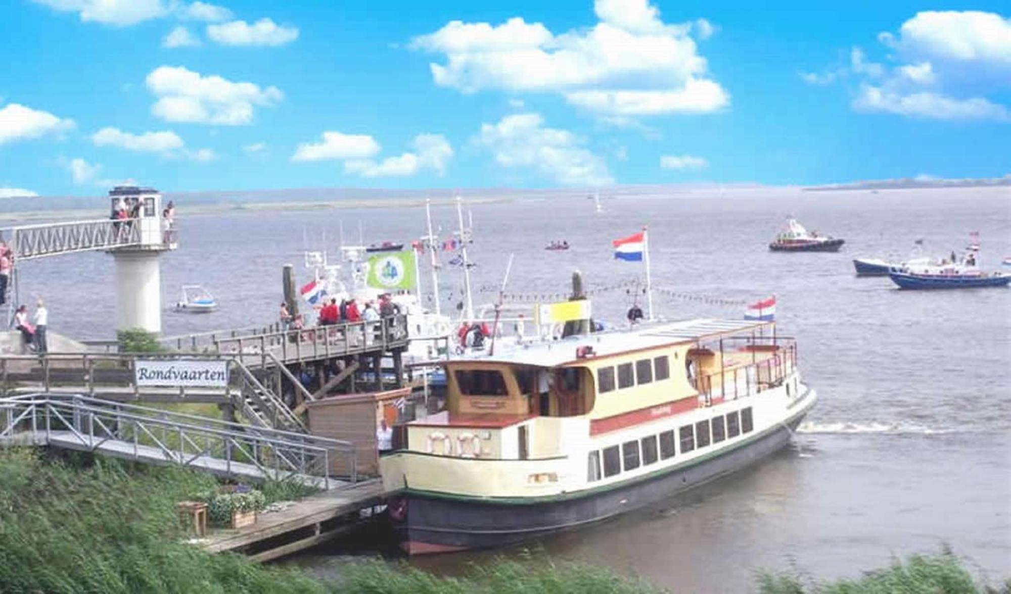 House Marijke With Winter Garden And Direct Access To The Lauwersmeer Anjum Kültér fotó