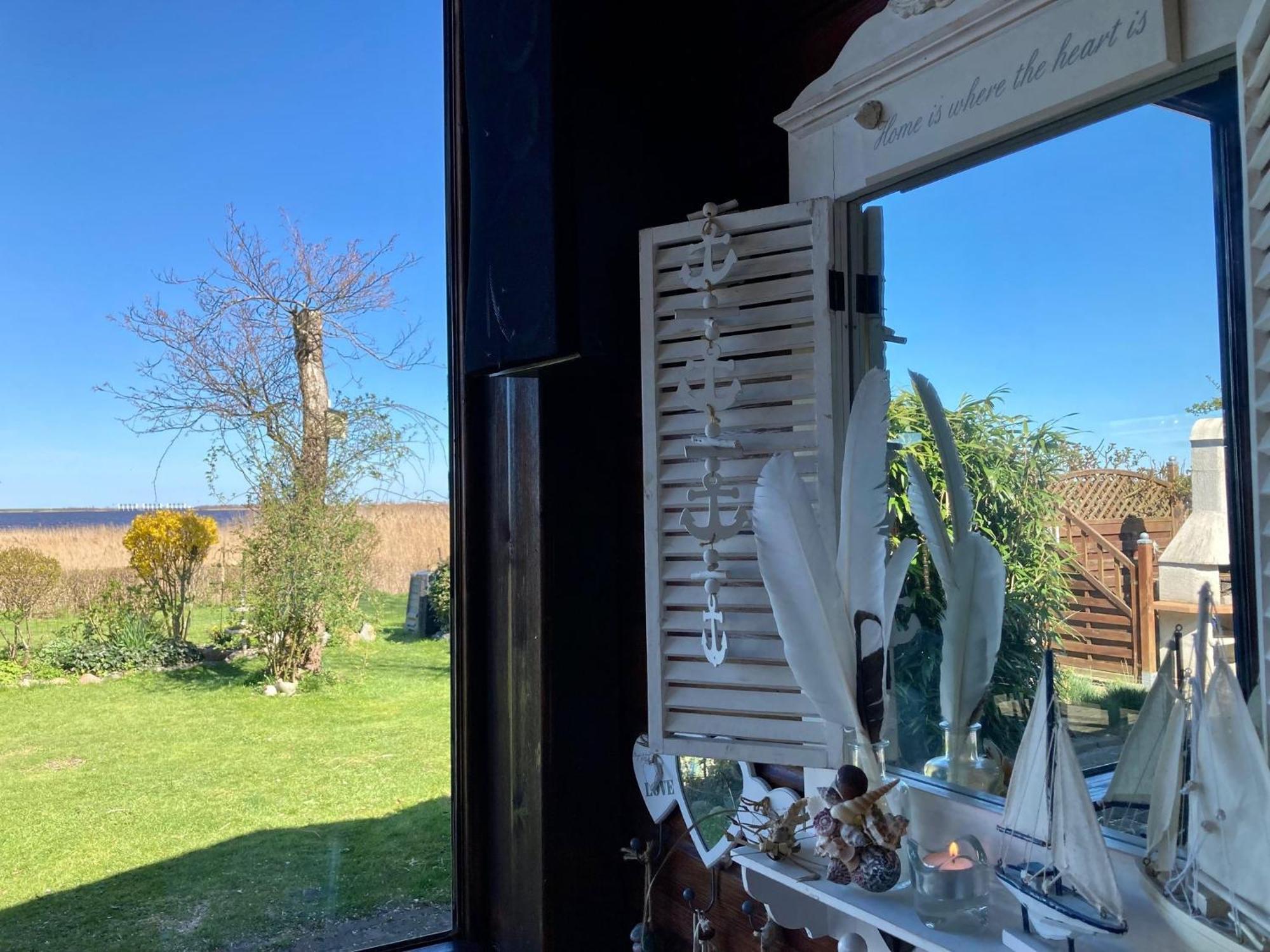 House Marijke With Winter Garden And Direct Access To The Lauwersmeer Anjum Kültér fotó